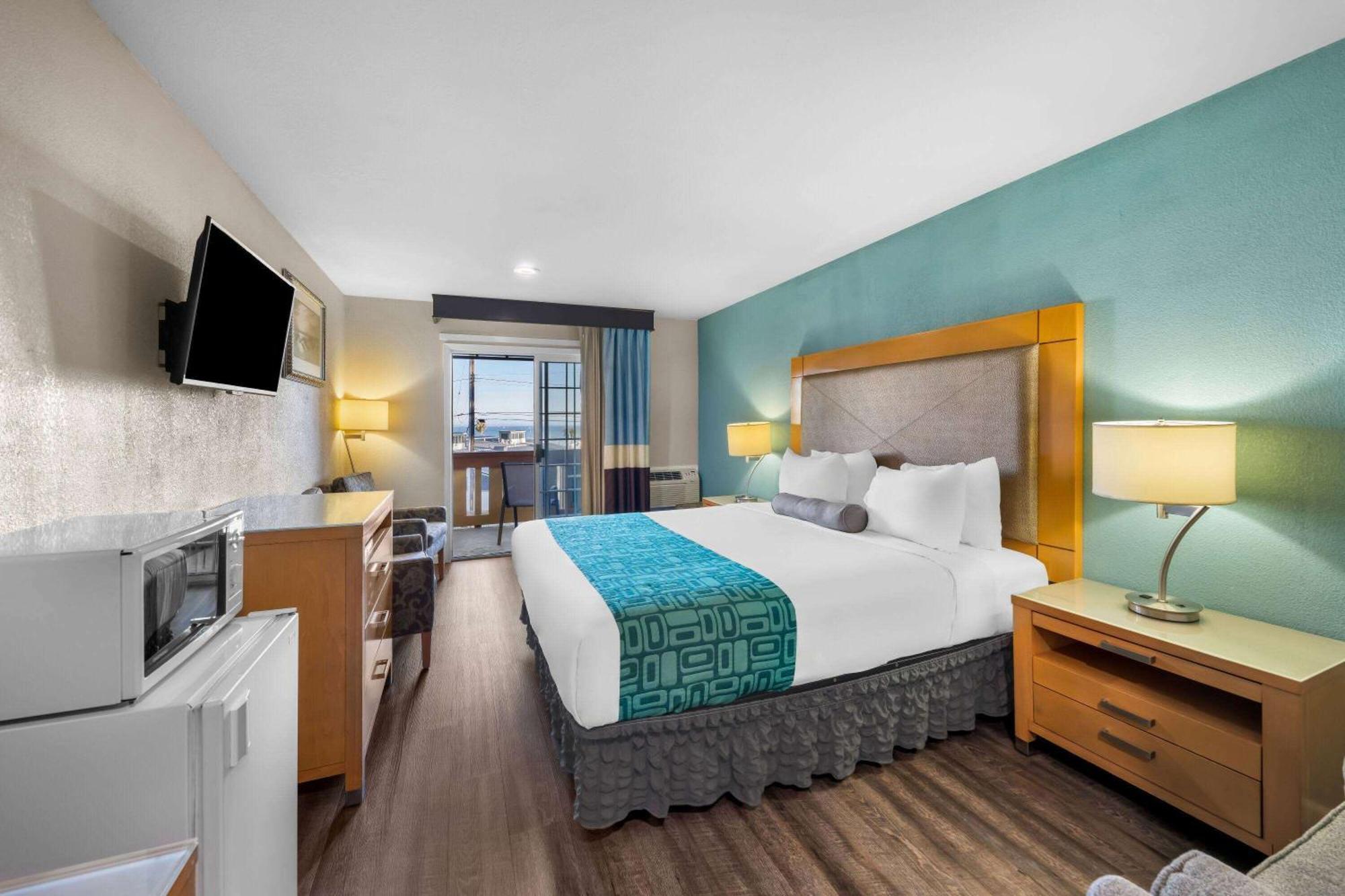 Howard Johnson By Wyndham Santa Cruz Beach Boardwalk Εξωτερικό φωτογραφία
