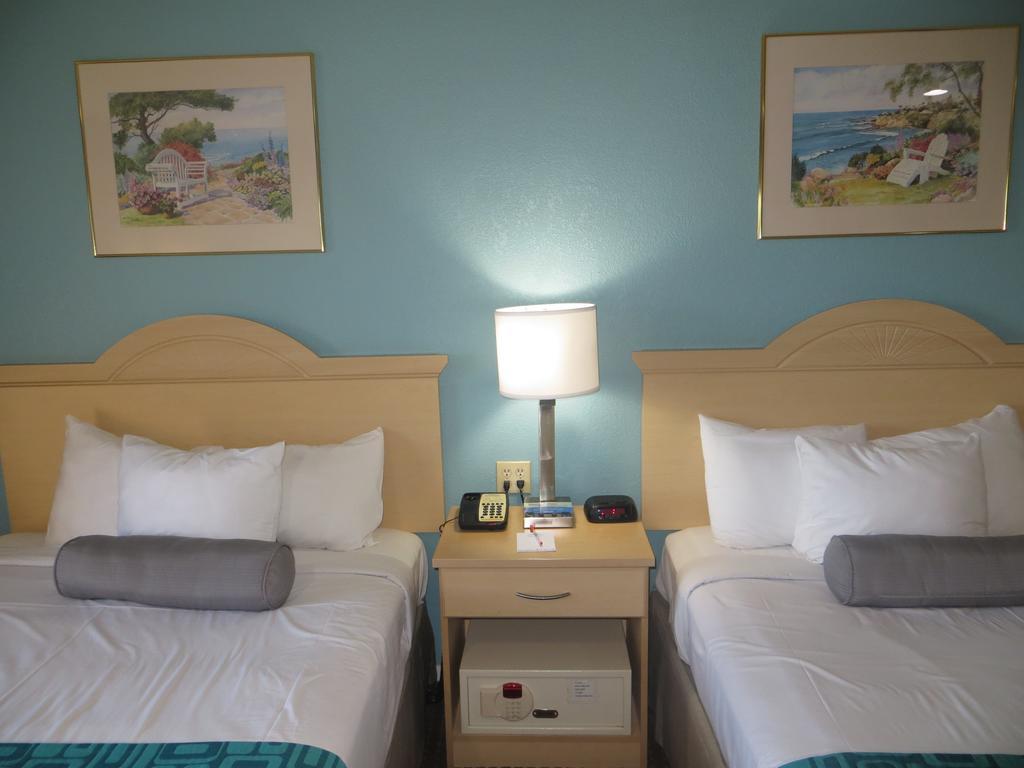 Howard Johnson By Wyndham Santa Cruz Beach Boardwalk Εξωτερικό φωτογραφία